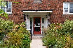 60 ROBINSON Street Unit# 304  Hamilton, ON L8P 1V9