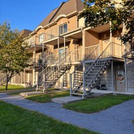 8-240 Rue Henri-Matisse Gatineau (Gatineau), QC J8P 0A3