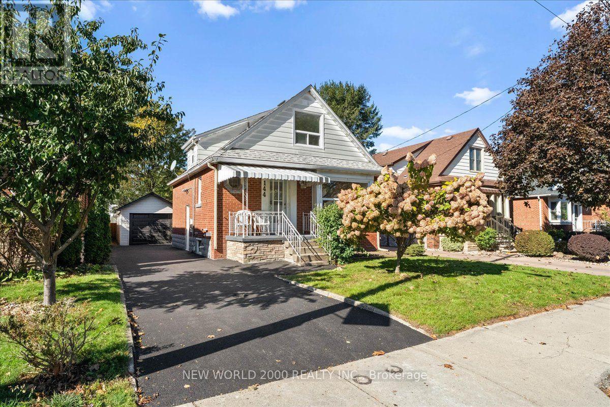 144 Rodgers Road, Hamilton, ON