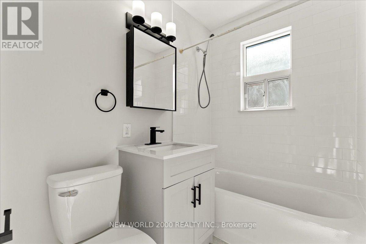 144 Rodgers Road, Hamilton, ON