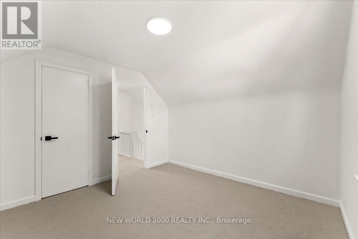 144 Rodgers Road, Hamilton, ON