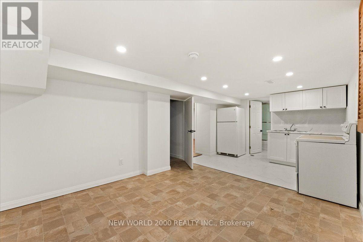 144 Rodgers Road, Hamilton, ON