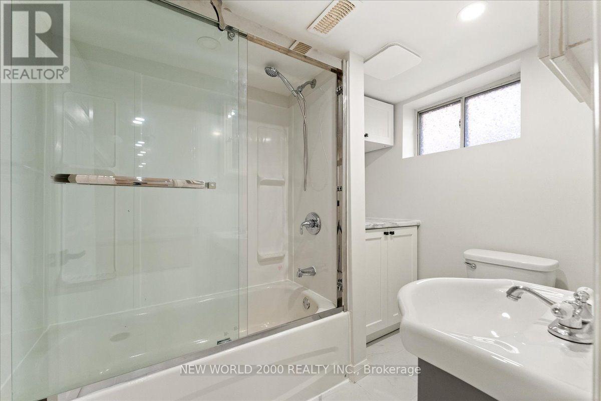 144 Rodgers Road, Hamilton, ON