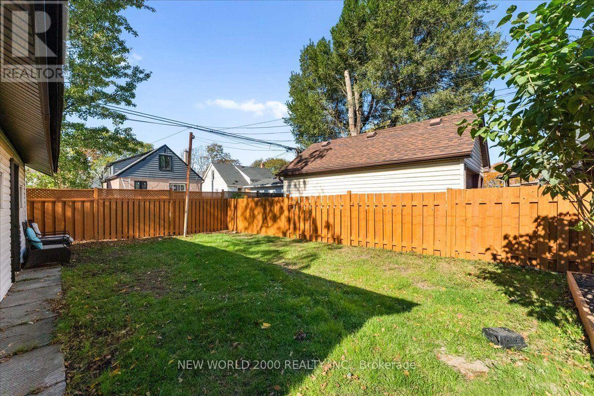 144 Rodgers Road, Hamilton, ON