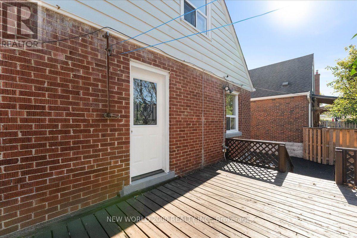 144 Rodgers Road, Hamilton, ON