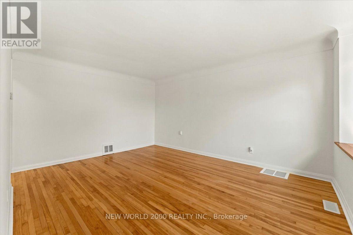 144 Rodgers Road, Hamilton, ON