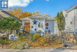 1135 K AVENUE S  Saskatoon, SK S7M 2G4
