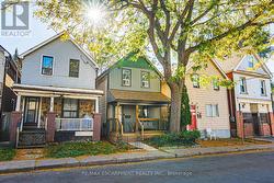 48 FRANCIS STREET  Hamilton, ON L8L 3V3