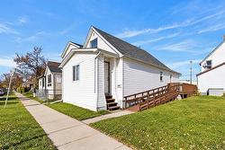 2205 Gallagher Avenue  Winnipeg, MB R3E 1T8