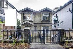 1550 E 1ST AVENUE  Vancouver, BC V5N 1A5