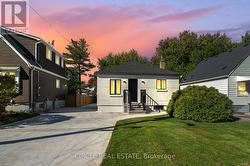 226 EAST 28TH STREET  Hamilton, ON L8V 3J1