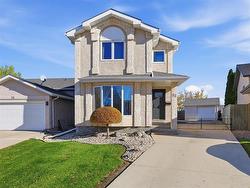 32 Leon Bell DR  Winnipeg, MB R3T 5X1