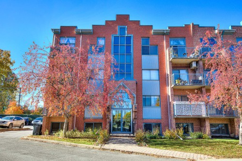 8-654 Av. Ampère  Laval (Laval-Des-Rapides), QC H7N 6E6
