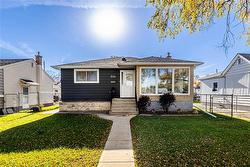 534 Belmont AVE  Winnipeg, MB R2V 0Z5