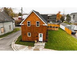 728 Union ST  Fredericton, NB E3A 3N7
