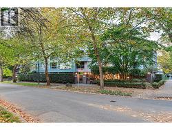 203 1705 NELSON STREET  Vancouver, BC V6G 1M6