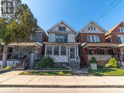35 SHERMAN AVENUE N  Hamilton, ON L8L 6L9