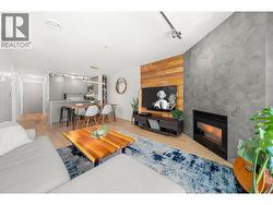 404 124 W 3RD STREET  North Vancouver, BC V7M 1E8