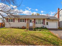 79 Wilcox ST  Nashwaaksis, NB E3A 5C8