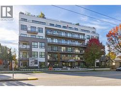 208 2268 E BROADWAY  Vancouver, BC V5N 0L2
