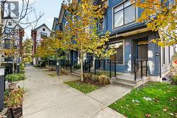 13 5821 WALES STREET  Vancouver, BC V5R 0E6