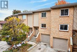 3 - 63 FONTHILL ROAD  Hamilton, ON L9C 6T1