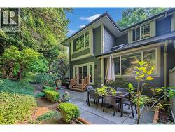9 181 RAVINE DRIVE  Port Moody, BC V3H 4T3