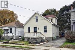 13 1/2 WATERSIDE Avenue  Cambridge, ON N1R 1E8