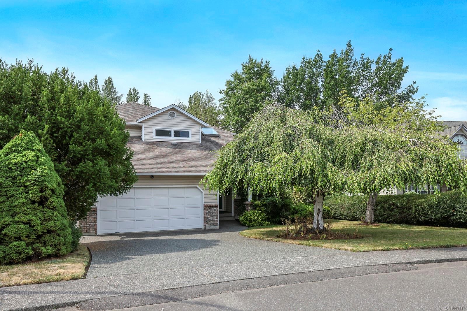 1503 Juniper Pl, Comox, BC