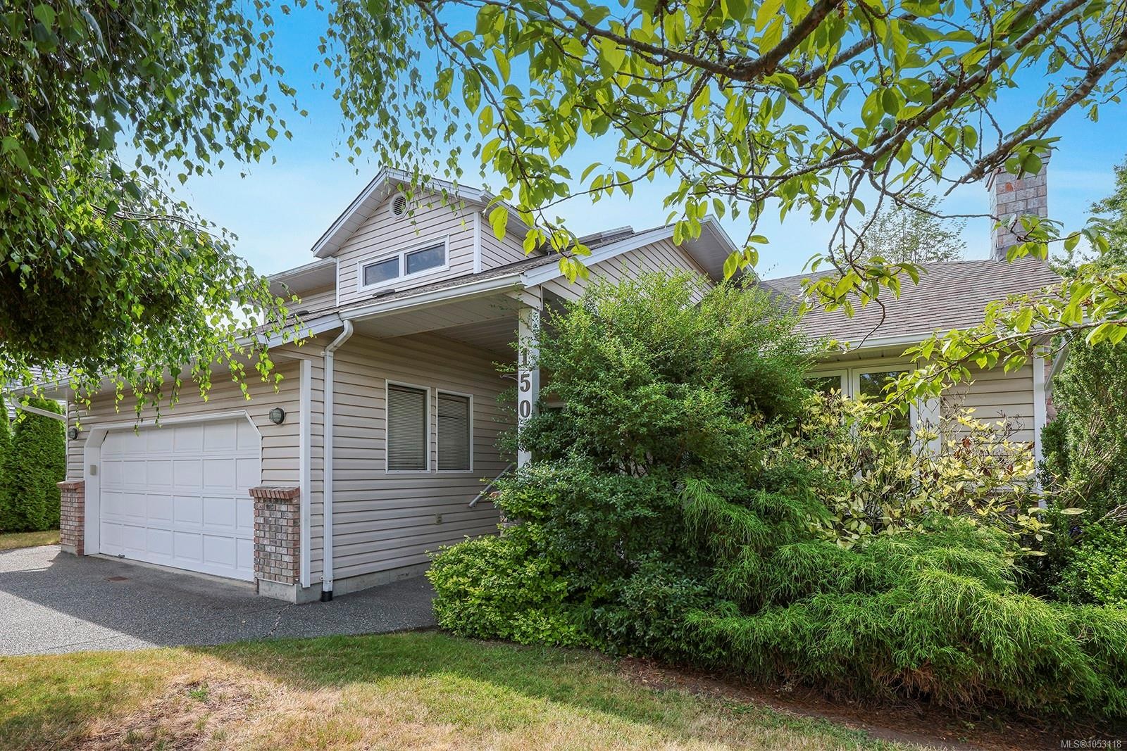 1503 Juniper Pl, Comox, BC