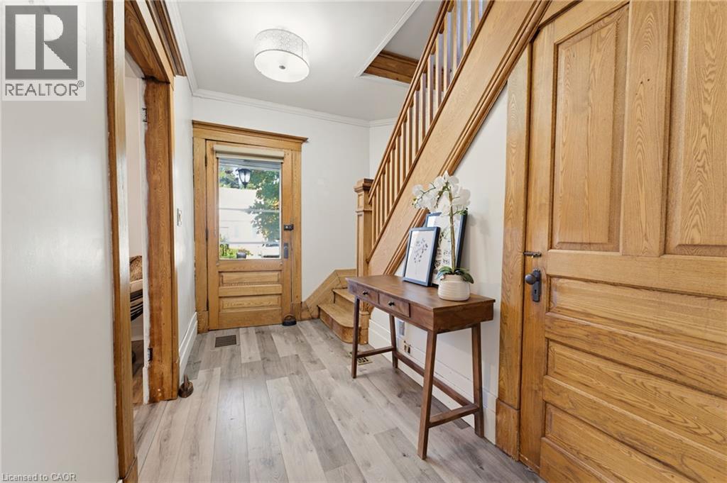 540 Vine Street, Cambridge, ON