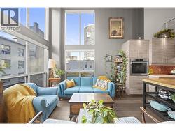 303 933 SEYMOUR STREET  Vancouver, BC V6B 6L6
