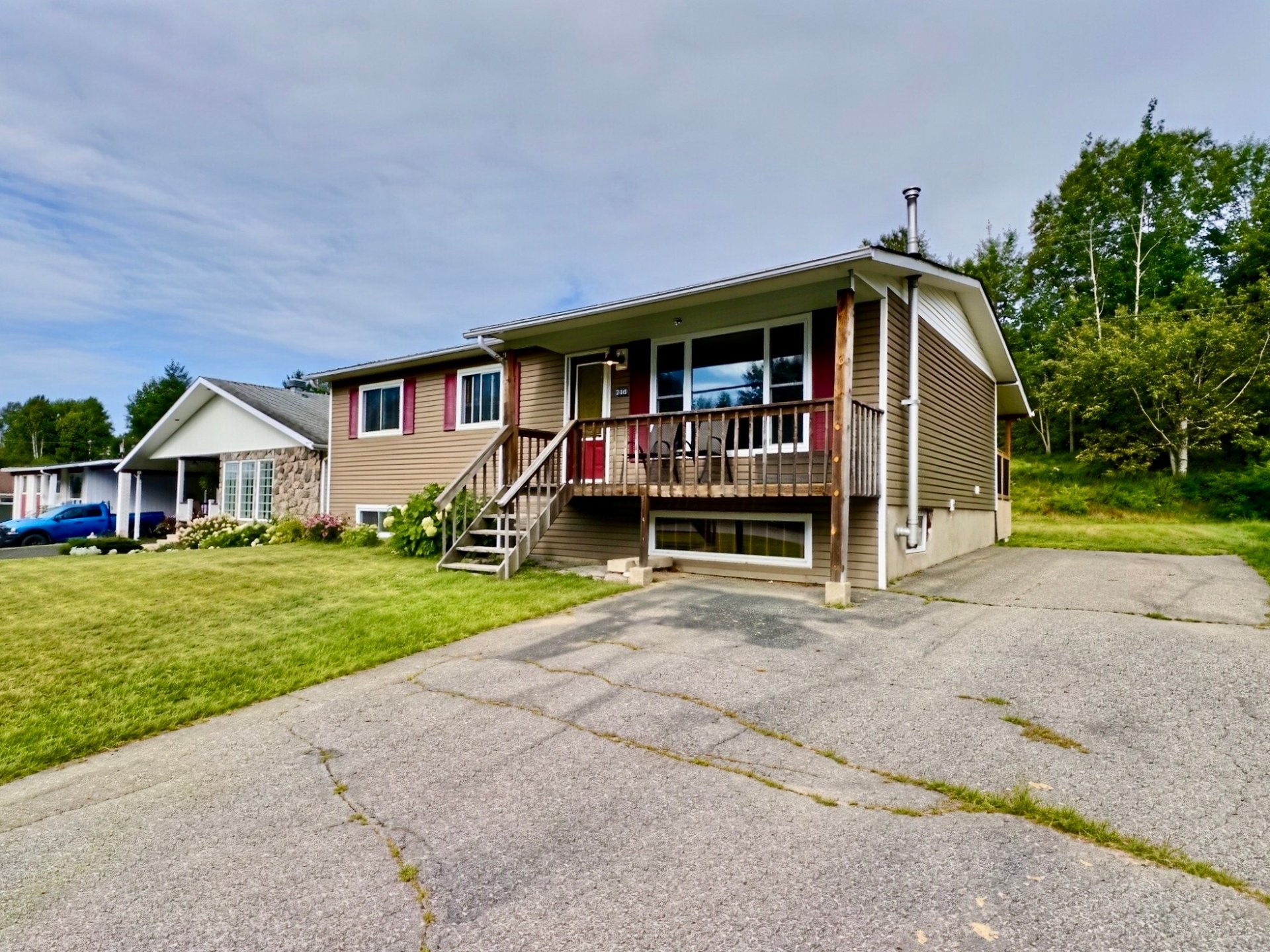 Front of Structure - 710 Ch. Kipawa, Témiscaming, QC - Outdoor