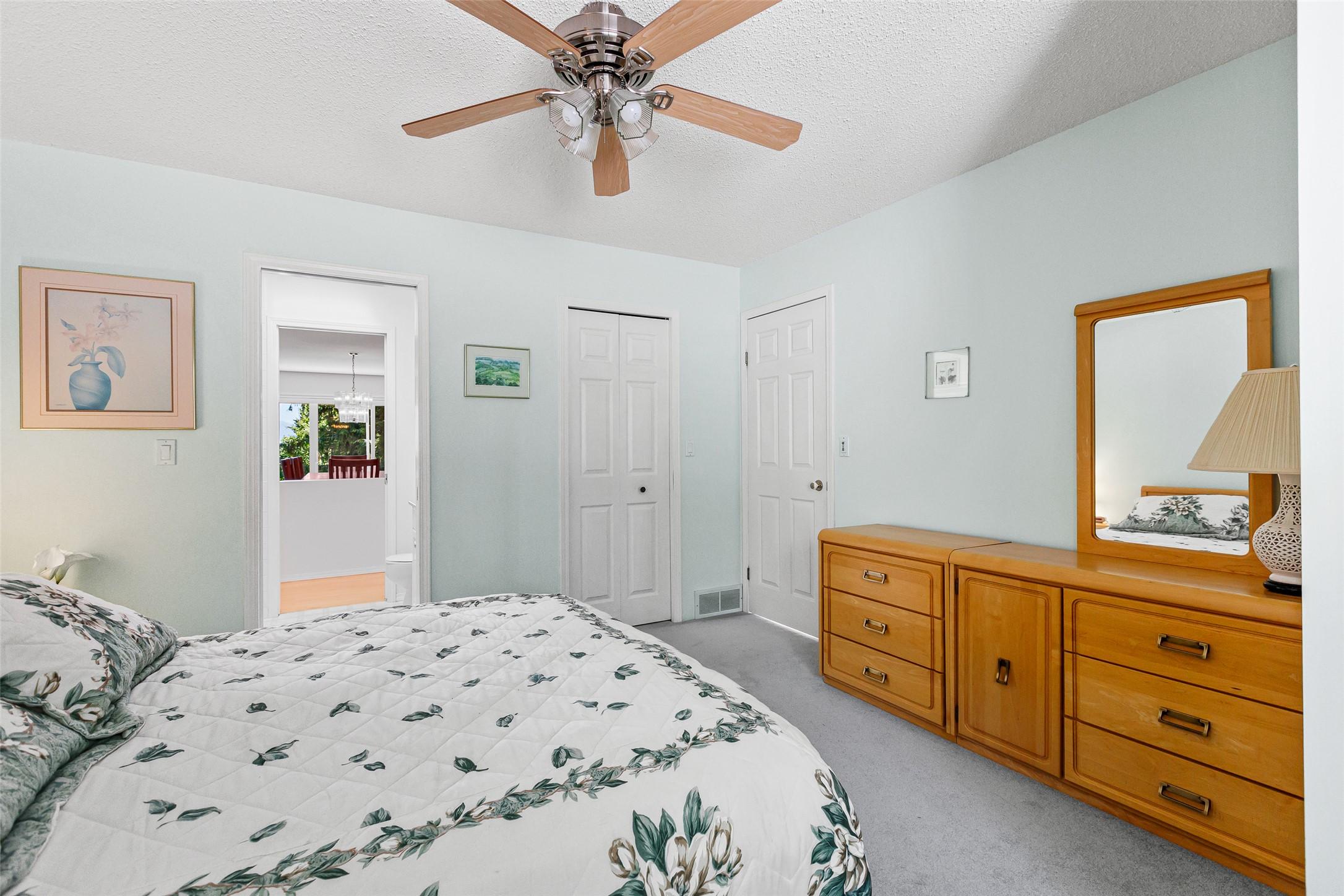 1548 Teetzel Road, Creston, BC - Indoor Photo Showing Bedroom