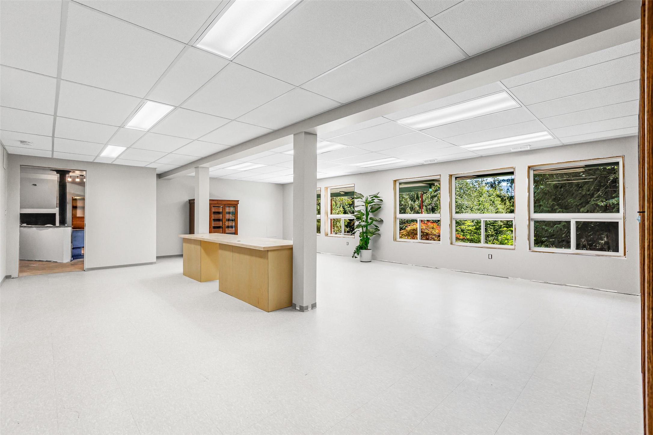 1548 Teetzel Road, Creston, BC - Indoor