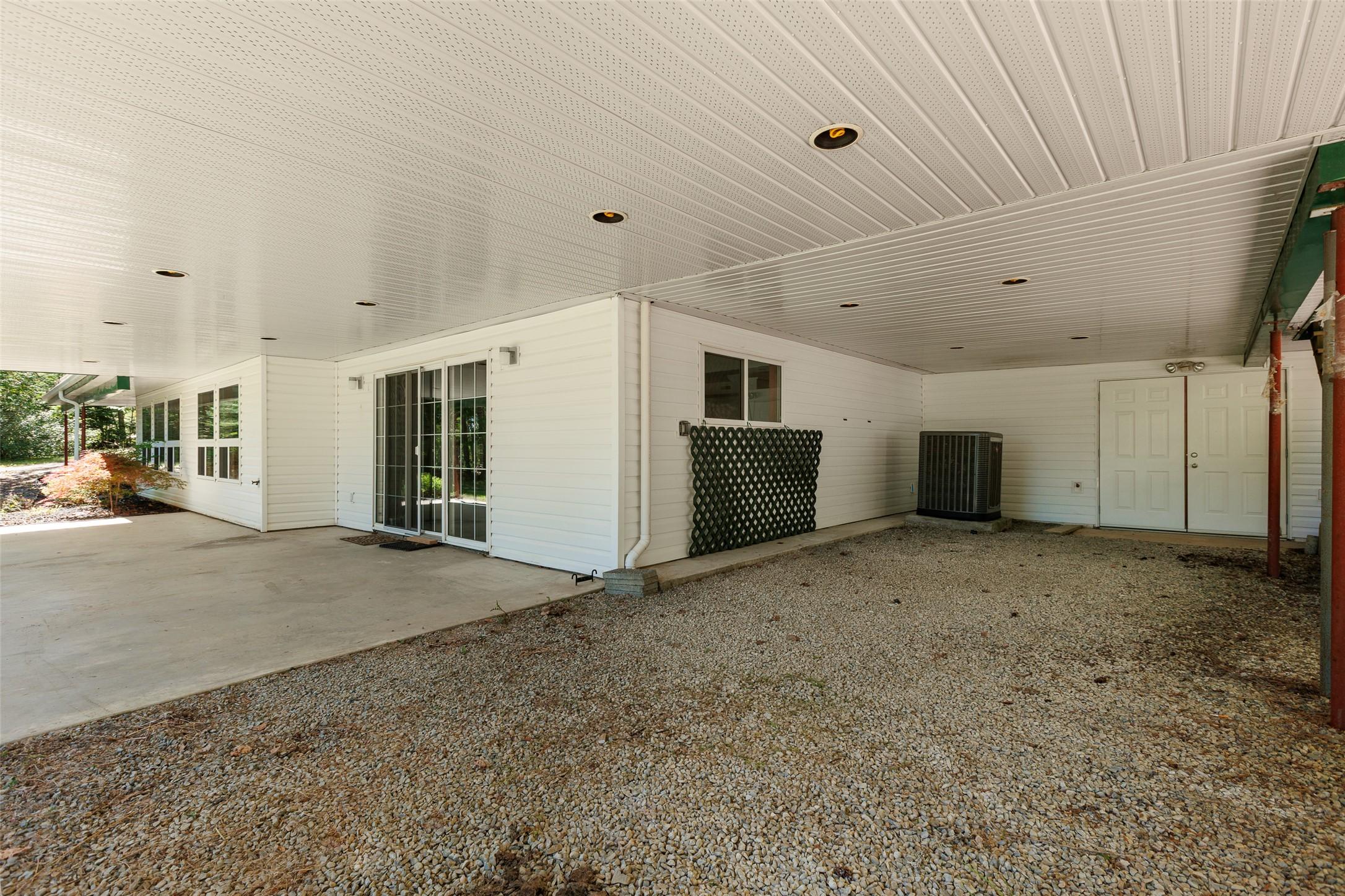 1548 Teetzel Road, Creston, BC - Outdoor With Deck Patio Veranda With Exterior