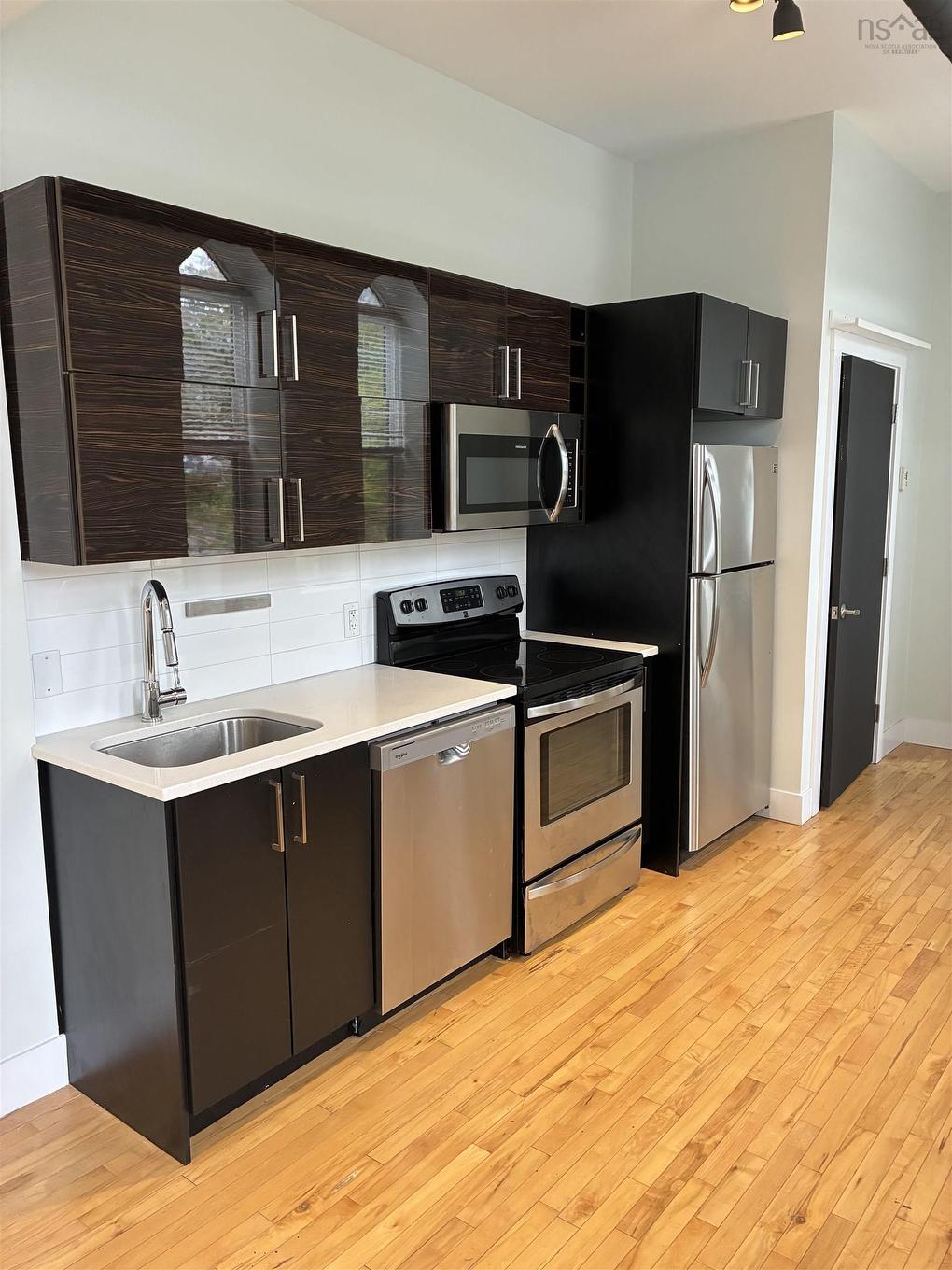 2267 Brunswick Street, Halifax, NS - Indoor Photo Showing Kitchen
