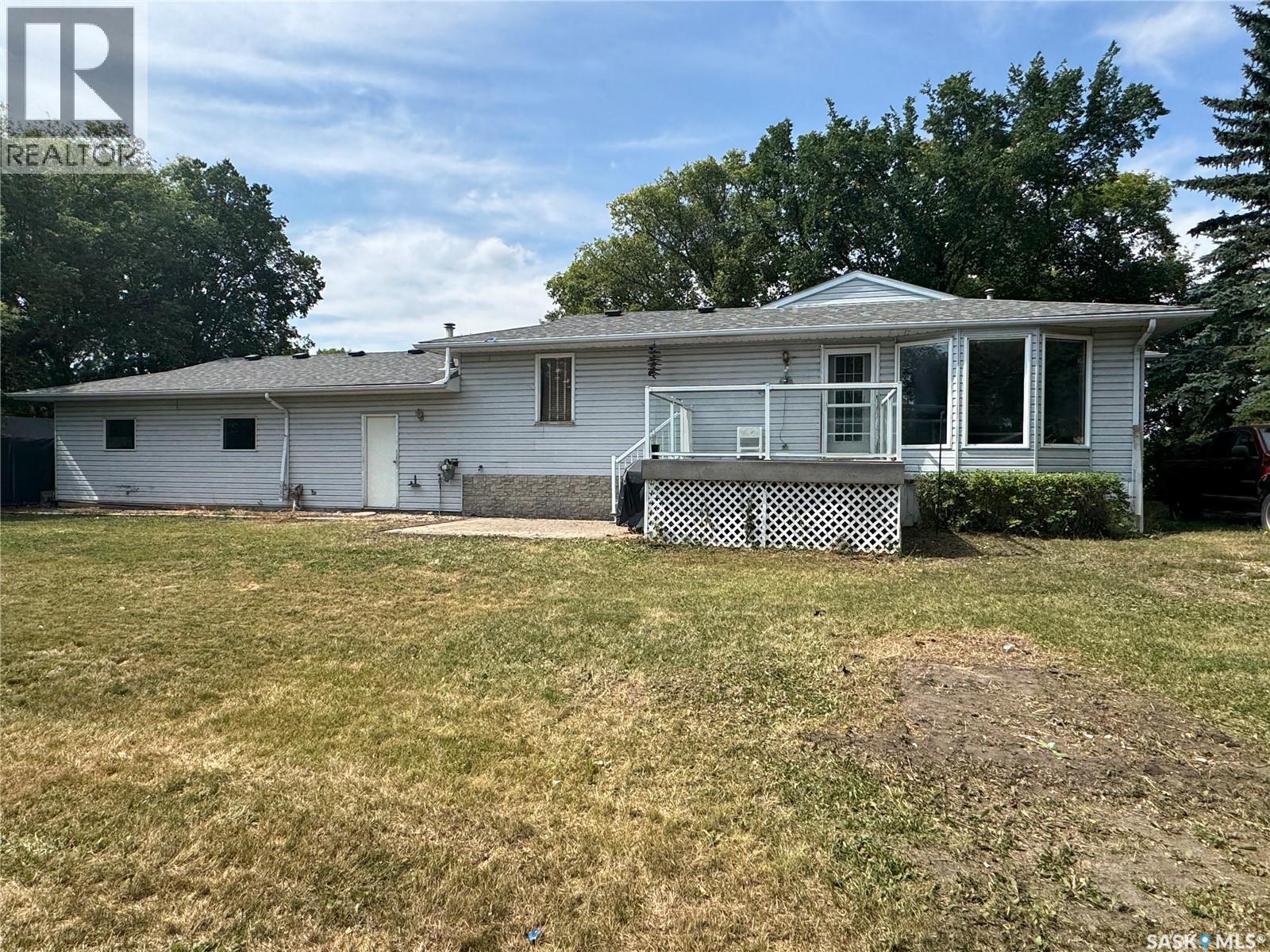 401 Poplar Street, Wolseley, SK - Outdoor