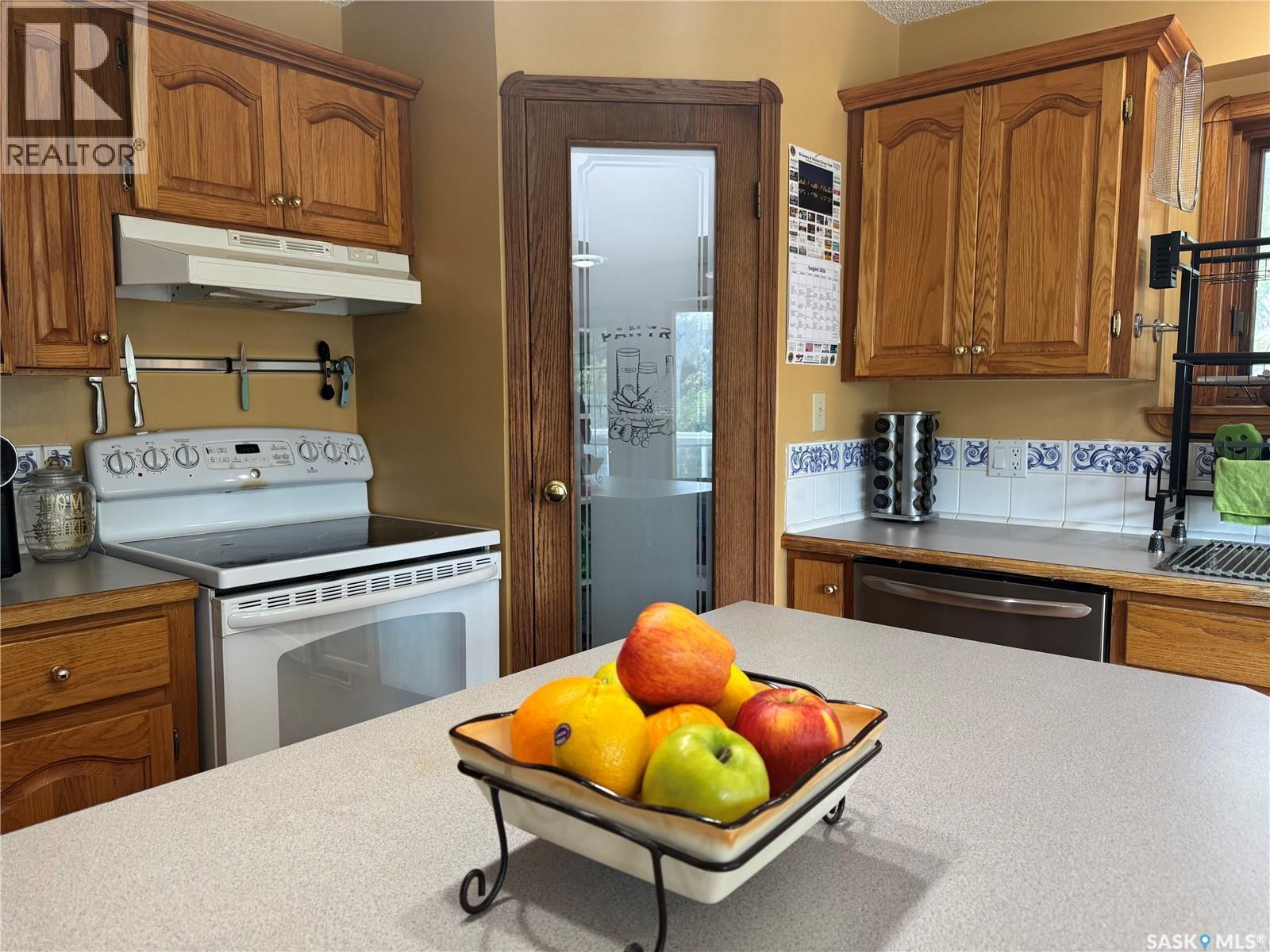 401 Poplar Street, Wolseley, SK - Indoor Photo Showing Kitchen