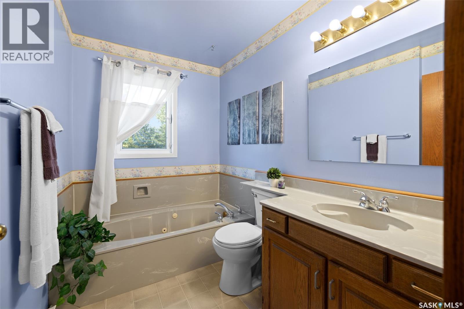 23 Ridgedale Bay, White City, SK - Indoor Photo Showing Bathroom