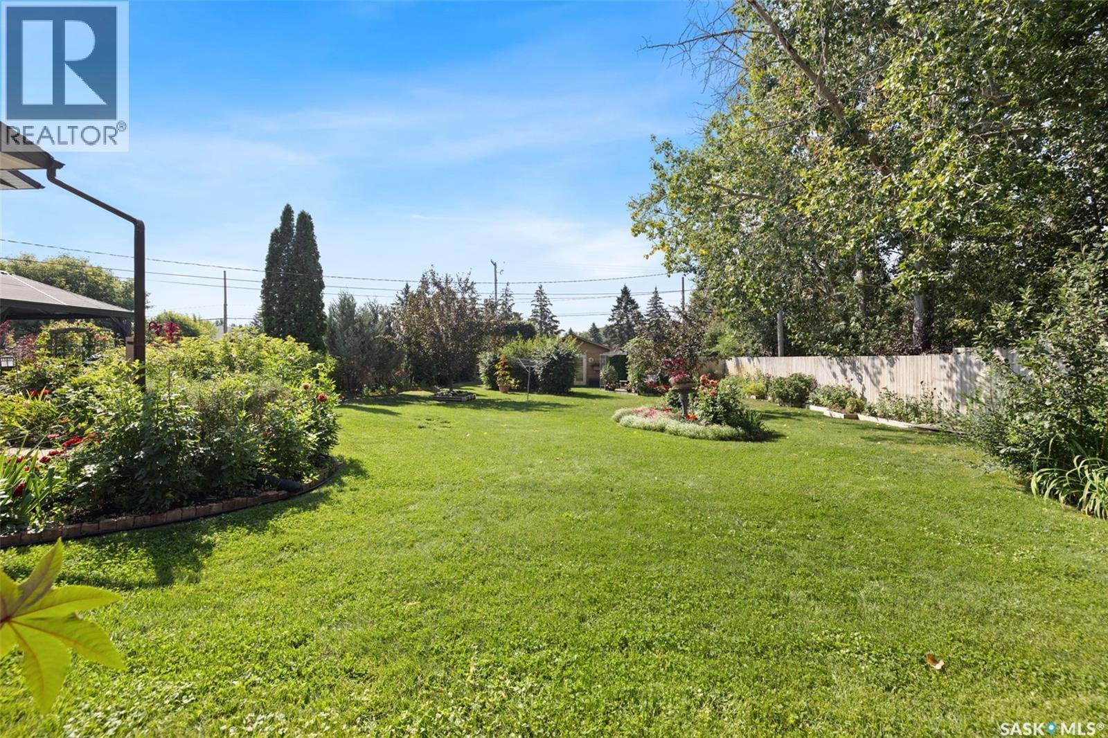 23 Ridgedale Bay, White City, SK - Outdoor