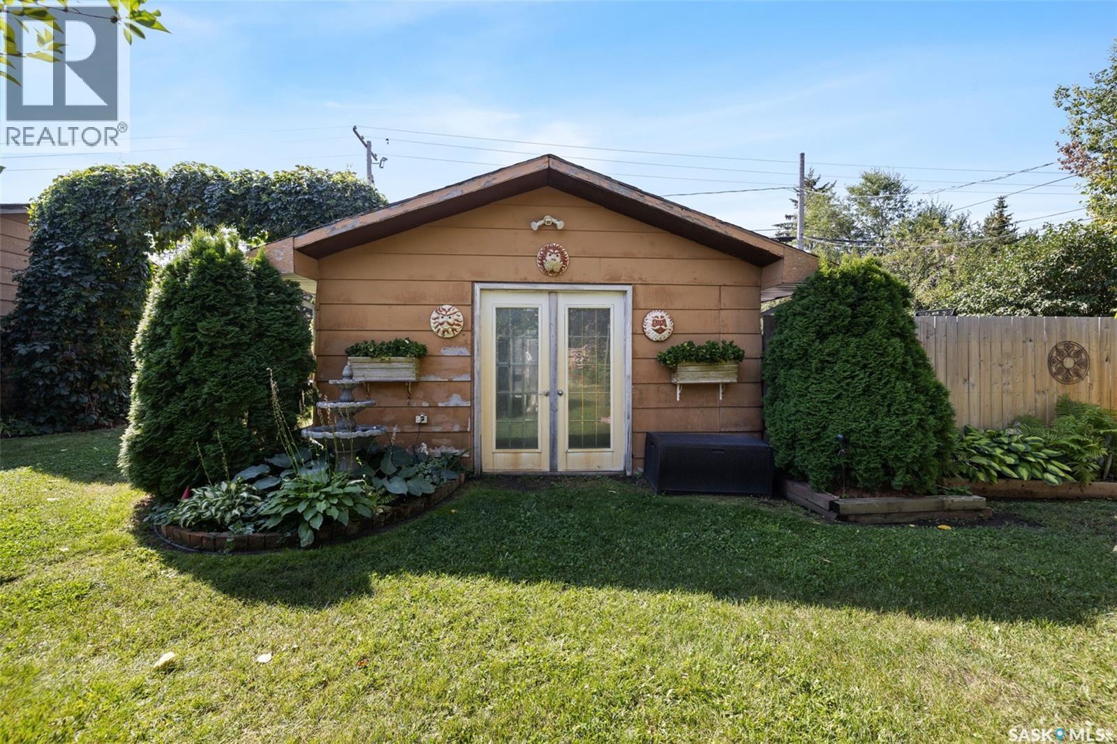 23 Ridgedale Bay, White City, SK - Outdoor