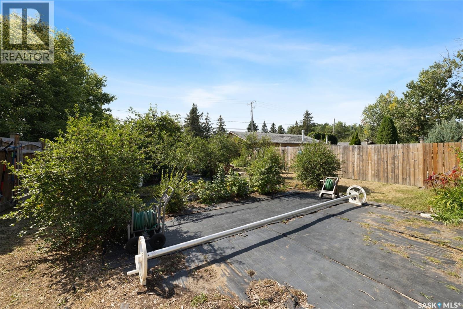 23 Ridgedale Bay, White City, SK - Outdoor