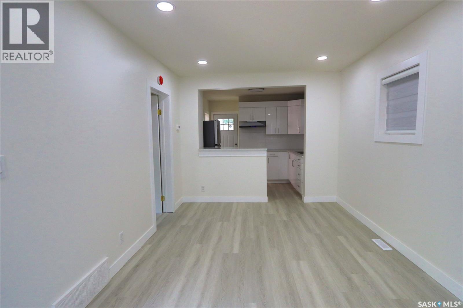 2039 Wallace Street, Regina, SK - Indoor