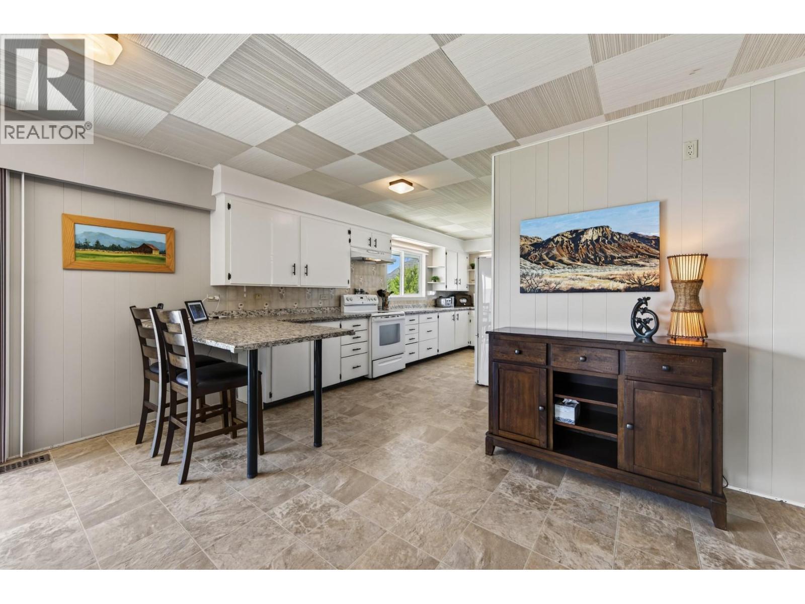2156 Back Valley Road, Cache Creek, BC - Indoor Photo Showing Kitchen
