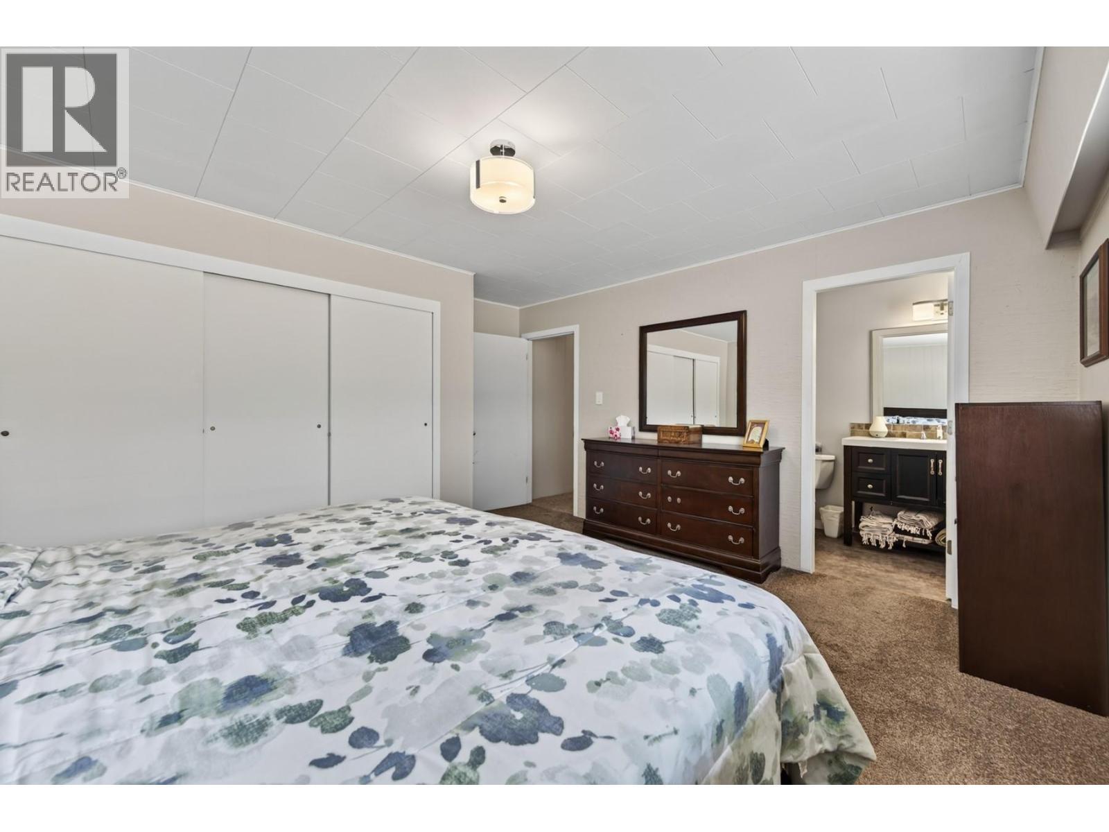 2156 Back Valley Road, Cache Creek, BC - Indoor Photo Showing Bedroom