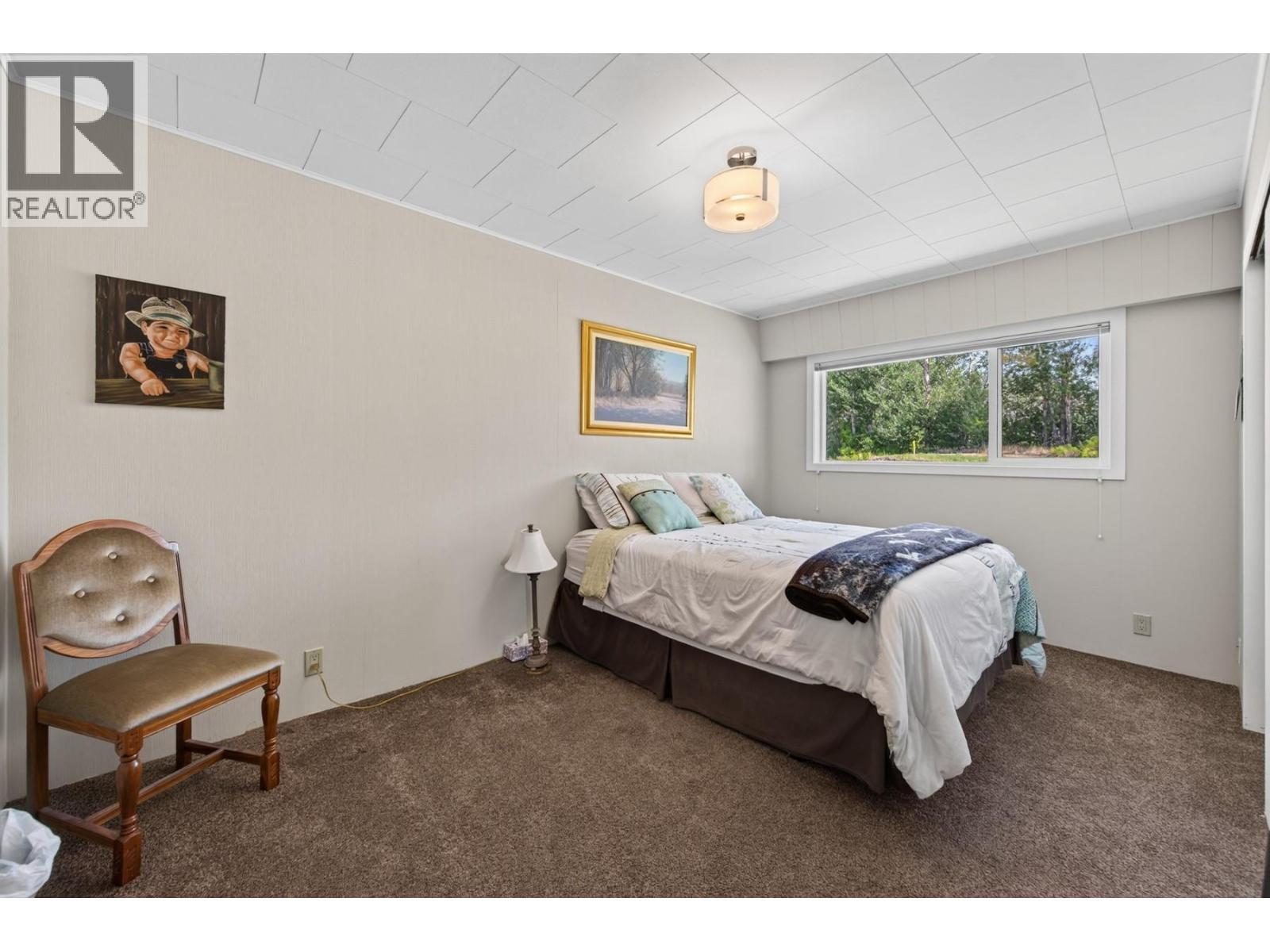 2156 Back Valley Road, Cache Creek, BC - Indoor Photo Showing Bathroom