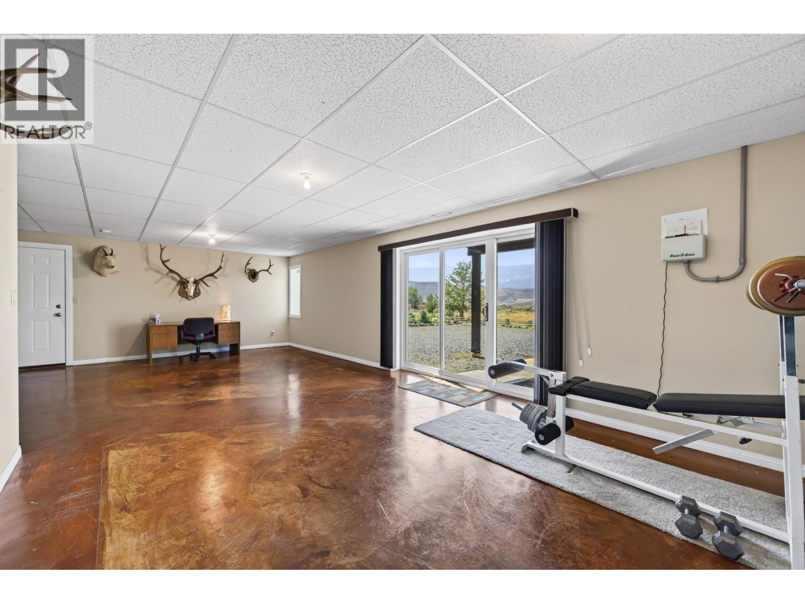 2156 Back Valley Road, Cache Creek, BC - Indoor