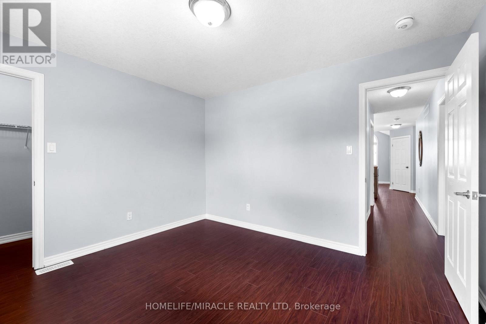 4 Clairfields Drive W, Guelph, ON - Indoor Photo Showing Other Room