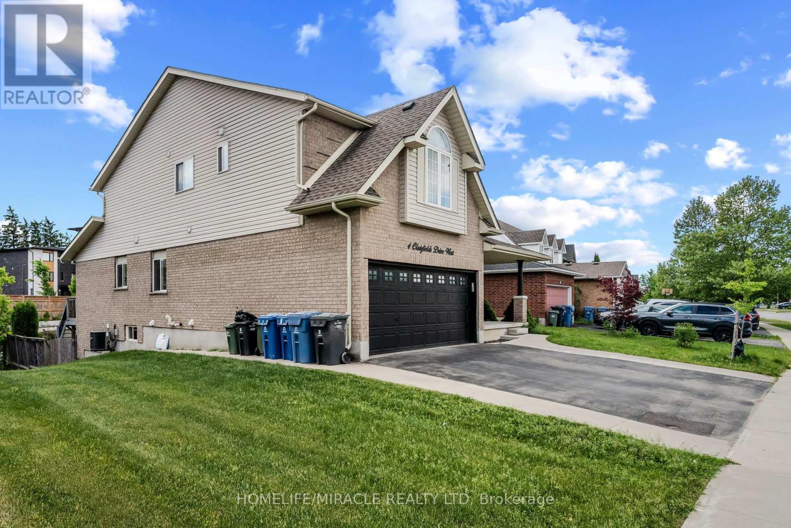 4 Clairfields Drive W, Guelph, ON - Outdoor